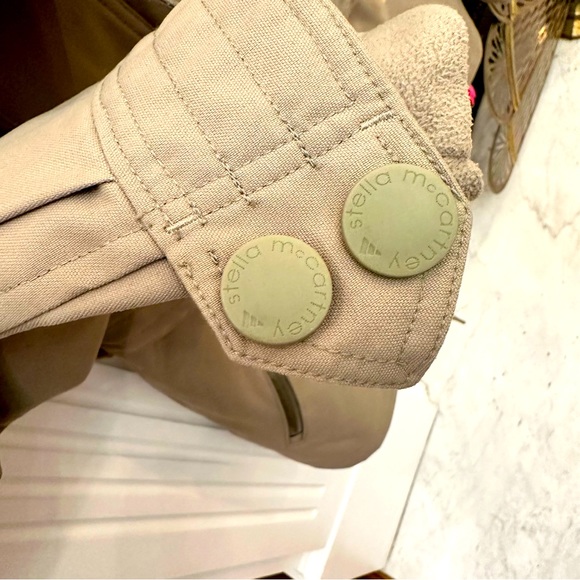 Adidas by Stella McCartney ski jacket, trench style, excellent condition Small - Picture 9 of 16